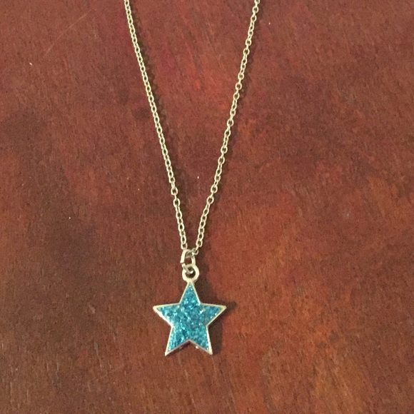 ⭐️ NECKLACE - Picture 2 of 8